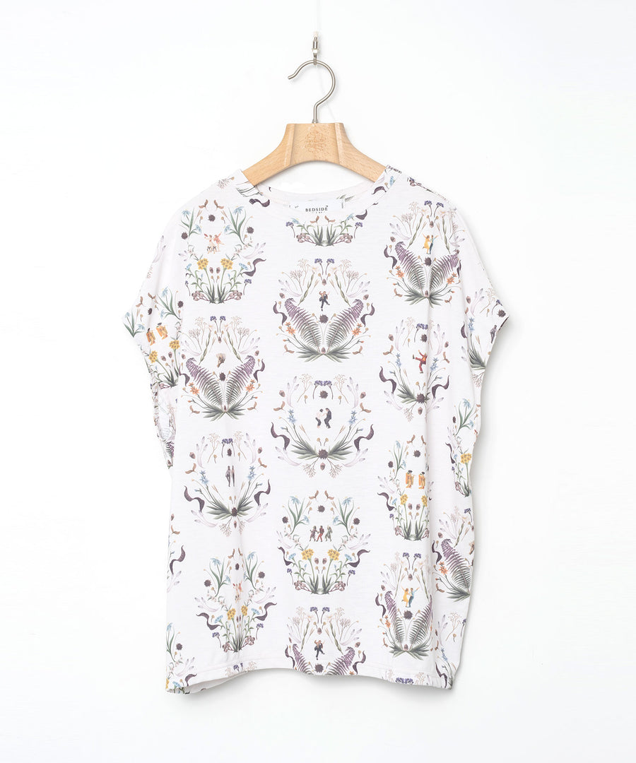 BSD26SS-18 Dance In The Garden Tee NATURAL