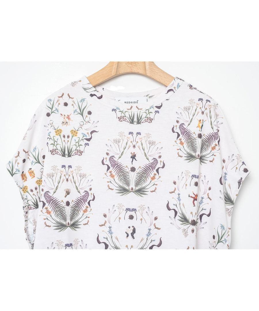 BSD26SS-18 Dance In The Garden Tee NATURAL