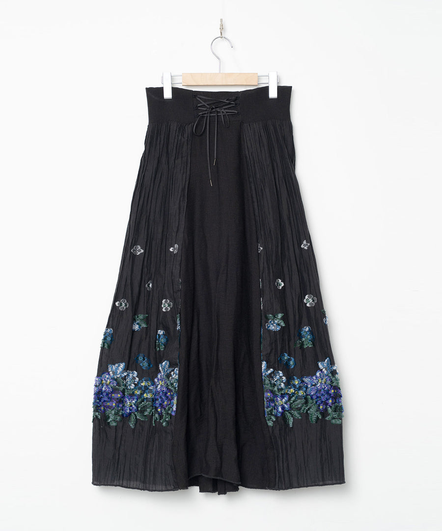 BSD26SS-03 Mosaic Garden Lace-Up Skirt BLACK