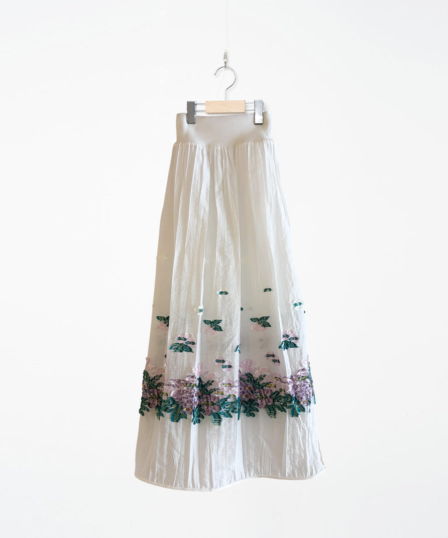 BSD26SS-29 Mosaic Garden Simple Skirt WHITE