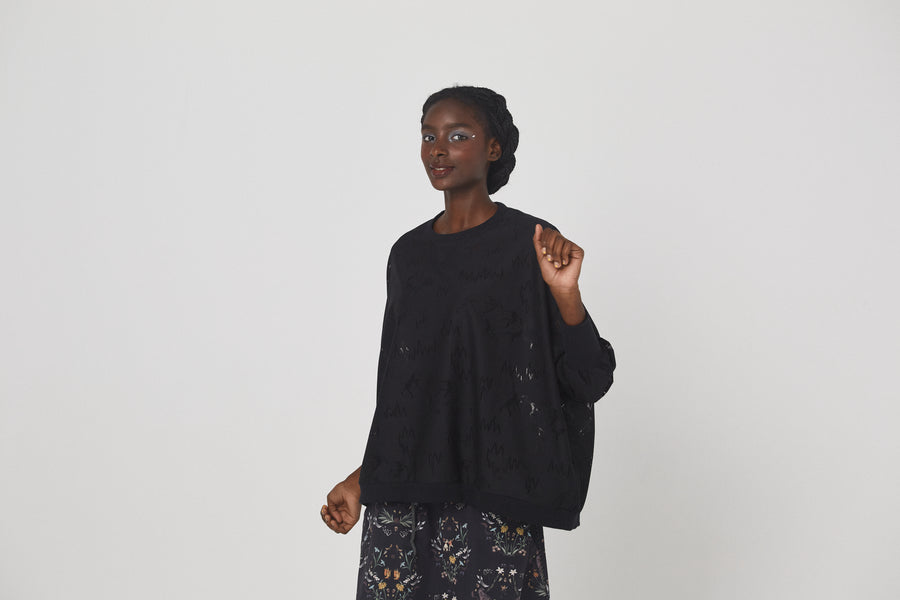 BSD26SS-11 Dancing Lace Pullover BLACK