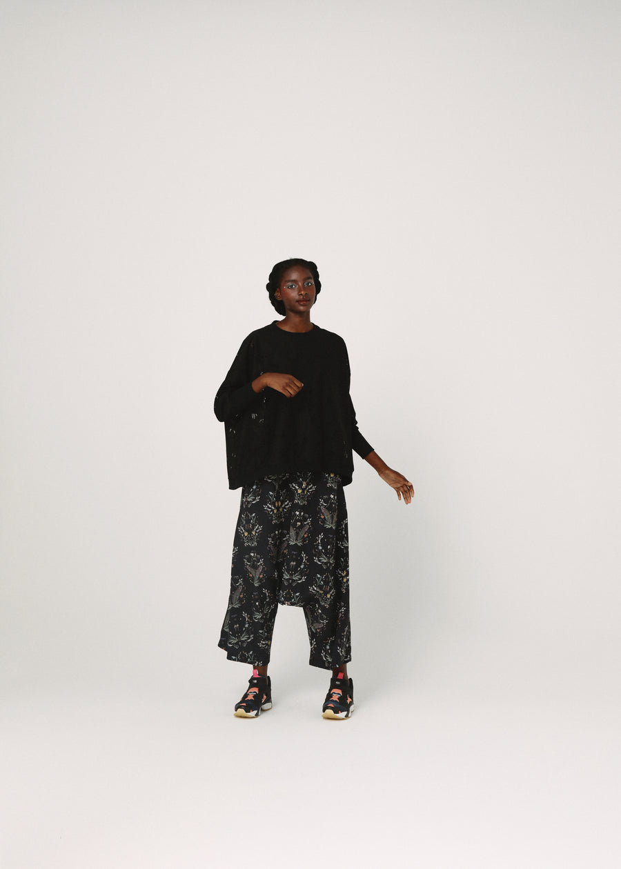 BSD26SS-11 Dancing Lace Pullover BLACK
