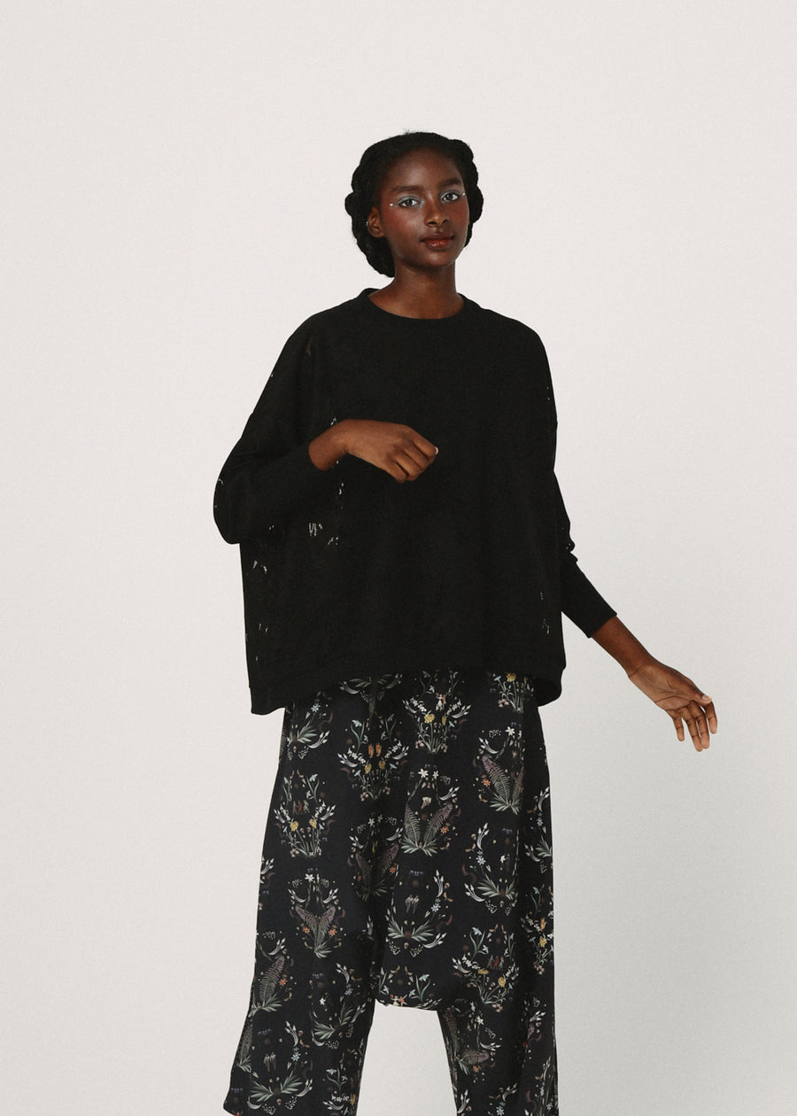 BSD26SS-11 Dancing Lace Pullover BLACK
