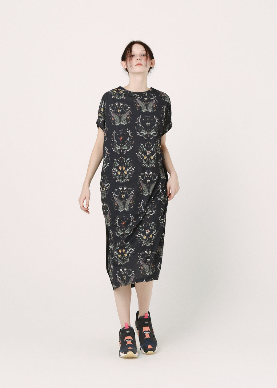 BSD26SS-17 Dance In The Garden One-piece BLACK