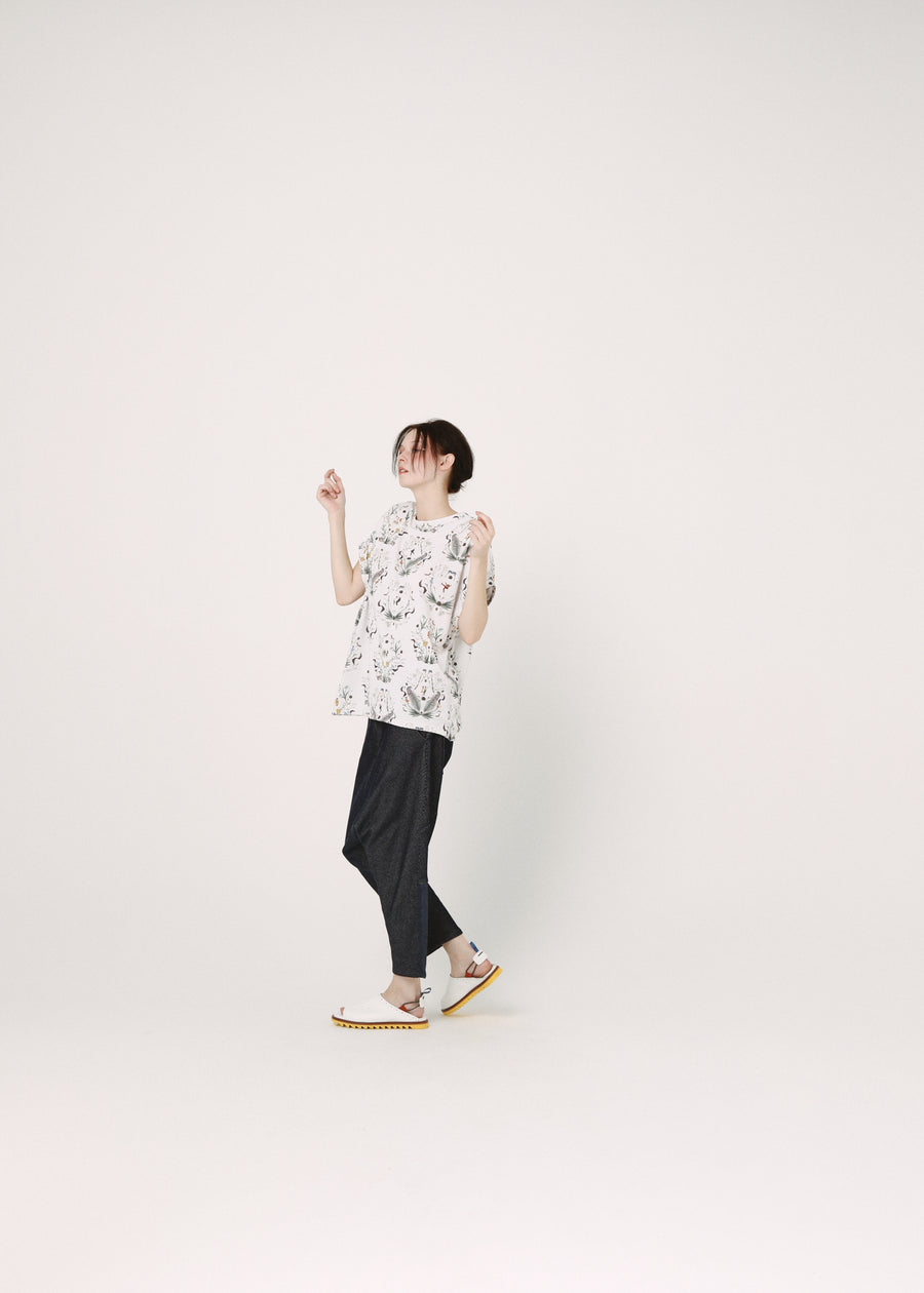 BSD26SS-18 Dance In The Garden Tee NATURAL