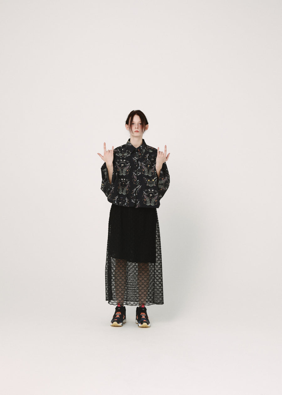 BSD26SS-16 Dance In The Garden Cape Shirt BLACK