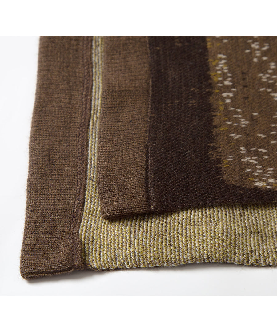 NV23AW-11 Road Movies Knit Stole
